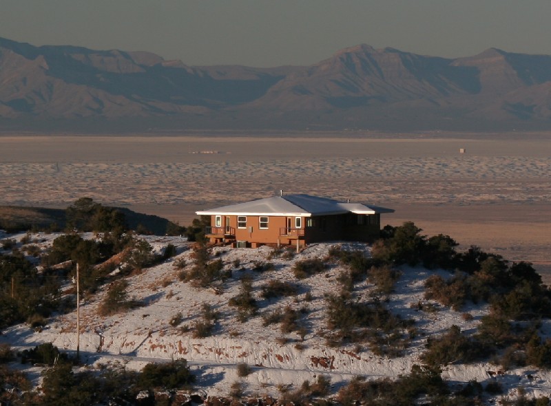 Docis House